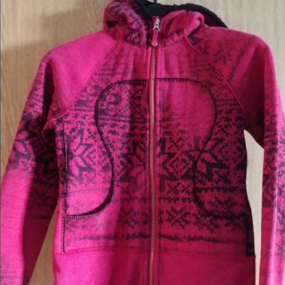 Lulumelon limited edition sweater SP